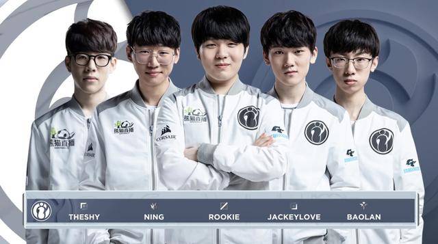 迫与坚定不 迫与坚定不