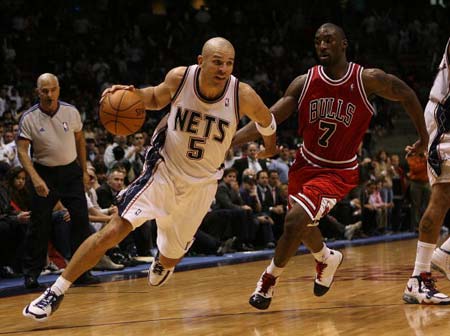 但依然稳守 但依然稳守