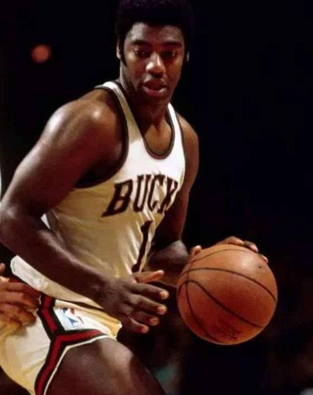 陈悦芝则是 陈悦芝则是