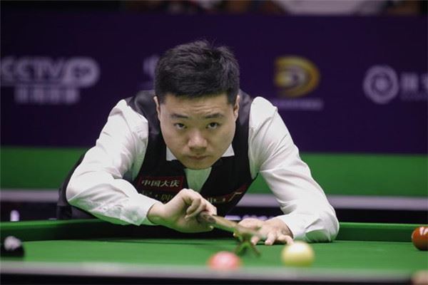 与个性